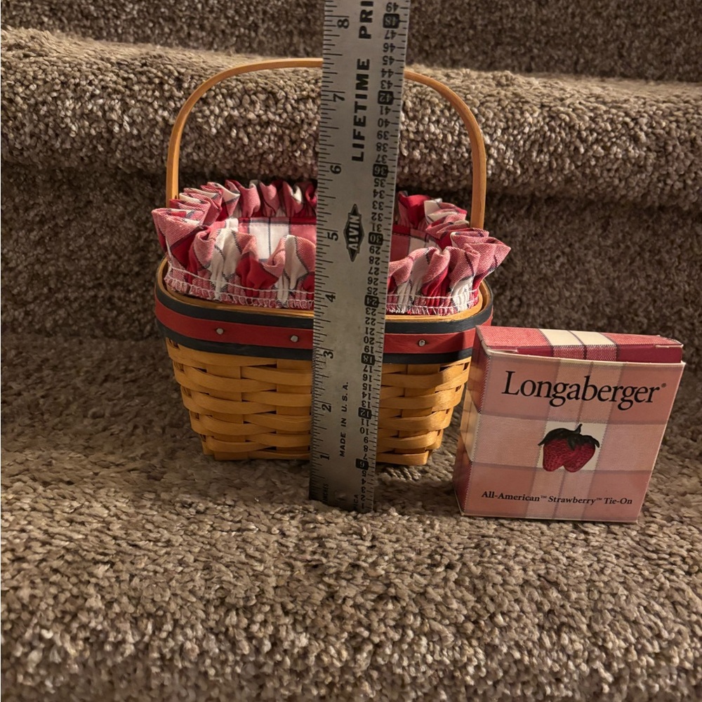 Longaberger Basket - Picture 3 of 5